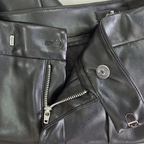 7 For All Mankind Womens Faux Leather High-Rise Pintuck Flare Pants Size M Black - Picture 5 of 12